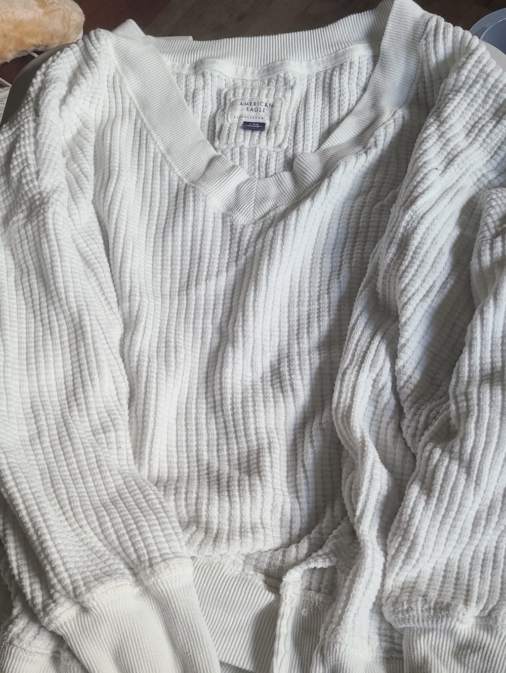 American Eagle Outfitters White Waffle V-Neck Sweater